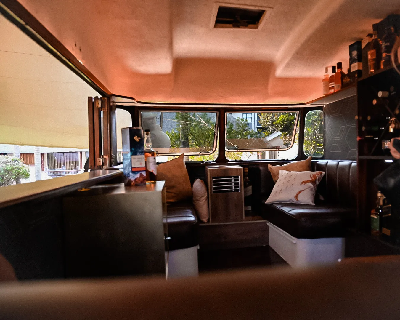 Mobile Whiskey Lounge
